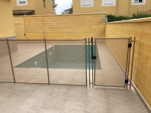 Vallas de piscinas en Sevilla.