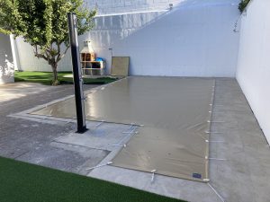 Cobertores y cubiertas para piscinas en Sevilla.