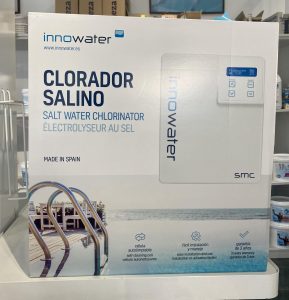 Cambiar la piscinas a cloración salina.